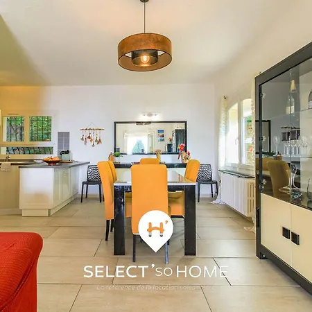 Select'sohome - Magnifique Pour 10 Personnes Avec Piscine A Debordement Et Vue Sur La ! - Pavillou